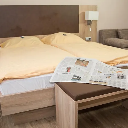 ホテル Restaurant Luetkebohmert